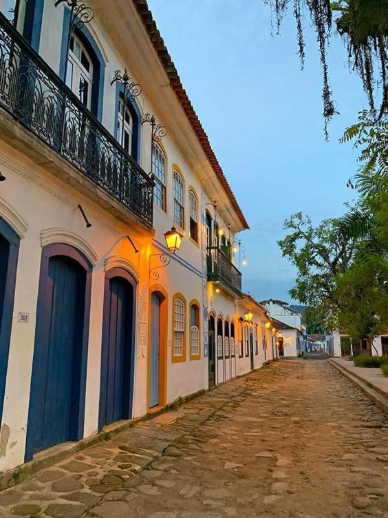 Palm House - Paraty
